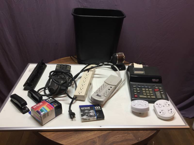 lot 159 image: Office Supplies