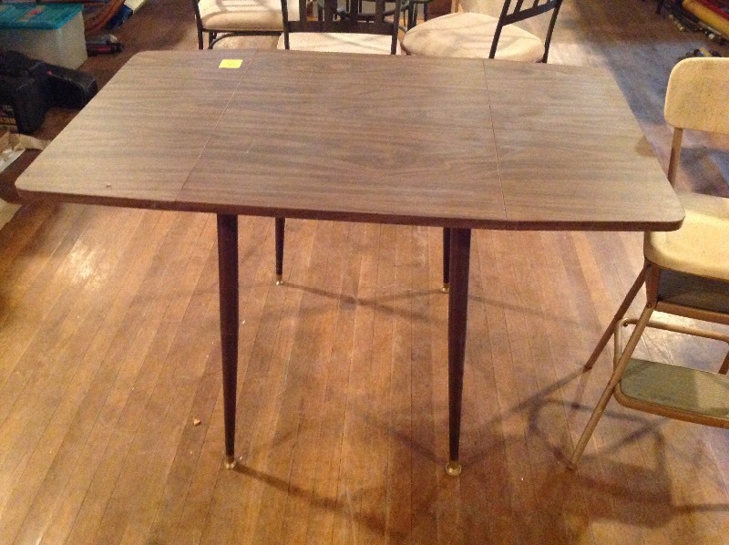 lot 163 image: Table & Step Stool