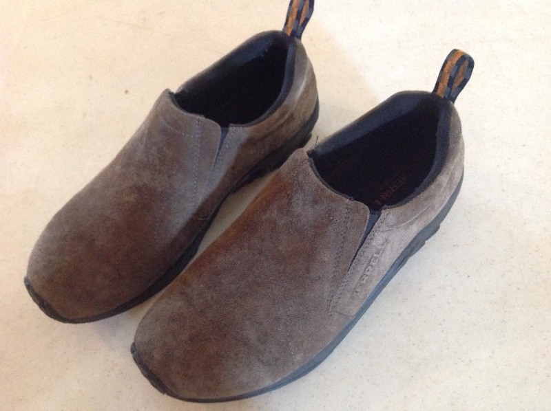 lot 170 image: Merrell Size 11 Mens Shoes