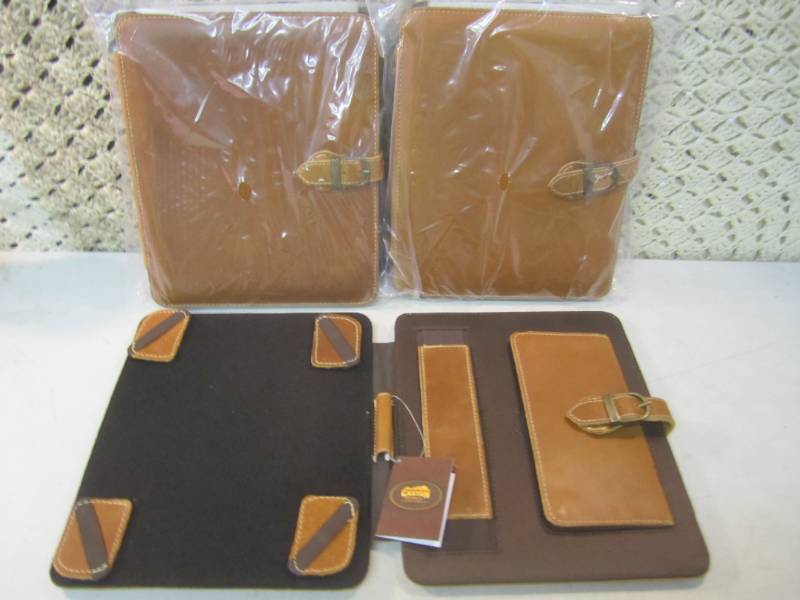 3 Canyon Outback Leather Bear Canyo...