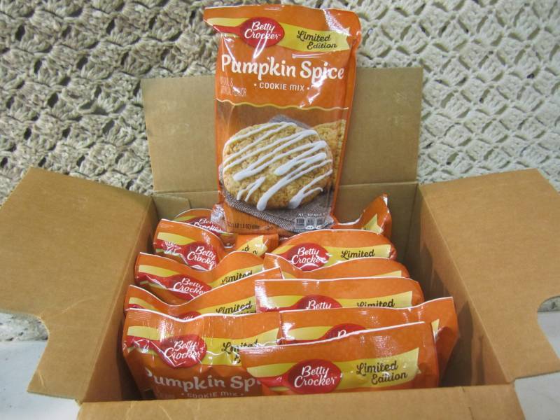 Case of 12 Bags of Betty Crocker Pu...