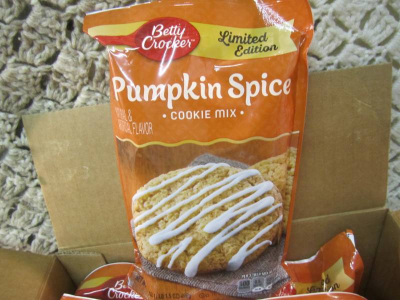 Case of 12 Bags of Betty Crocker Pu...