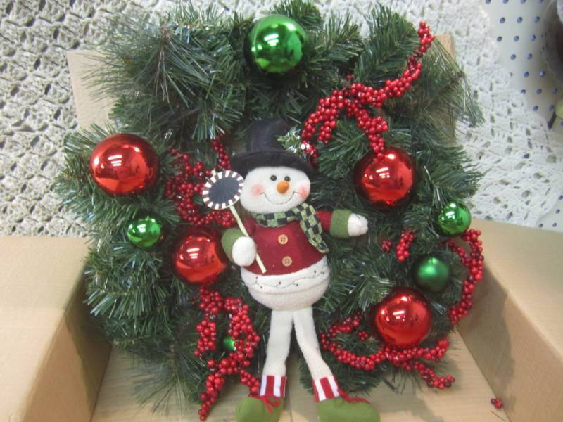21 Light Up Snowman Wreath New in ...