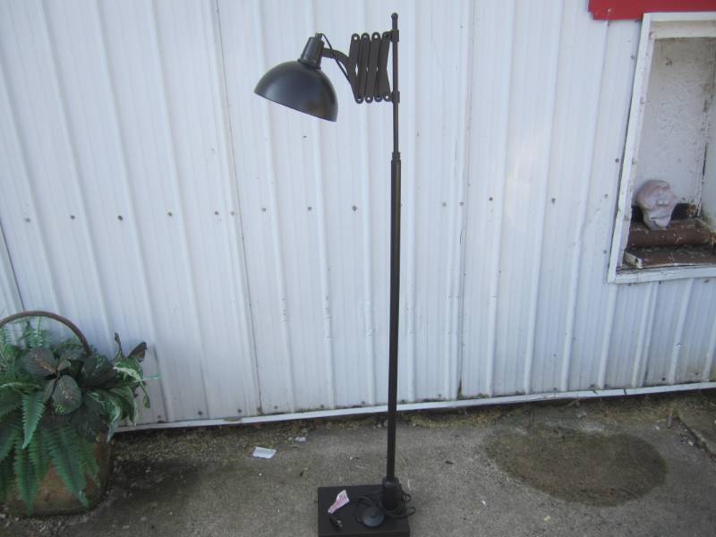 Expandable Floor Lamp Black 58.5 t...