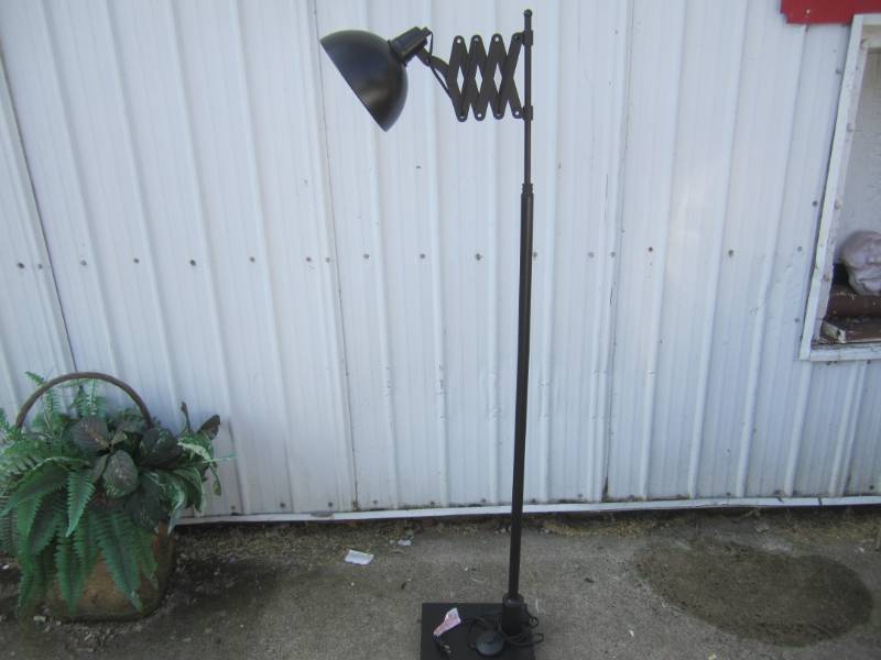 Expandable Floor Lamp Black 58.5 t...