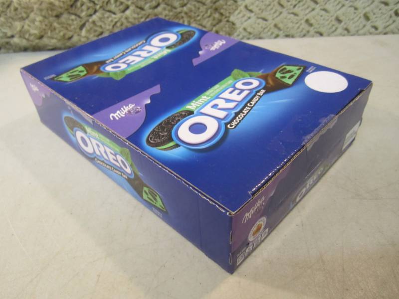 Box of 24 Mint Oreo Chocolate Candy...