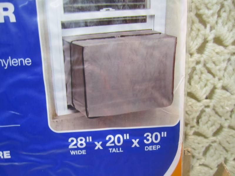 Box of 12 Frost King Outdoor Window...