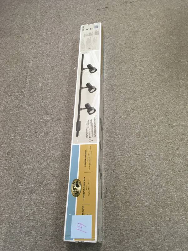 Hampton Bay Linear 3-Light Black Track Lighting Kit New