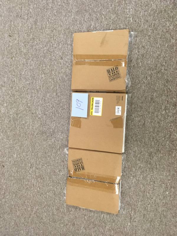 Lot of 3 Halo Recessed Lighting Trim, 9  not used