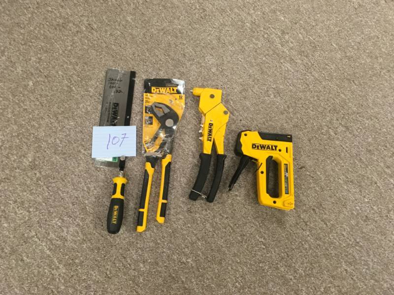 Lot of assorted Dewalt Tools in good condition