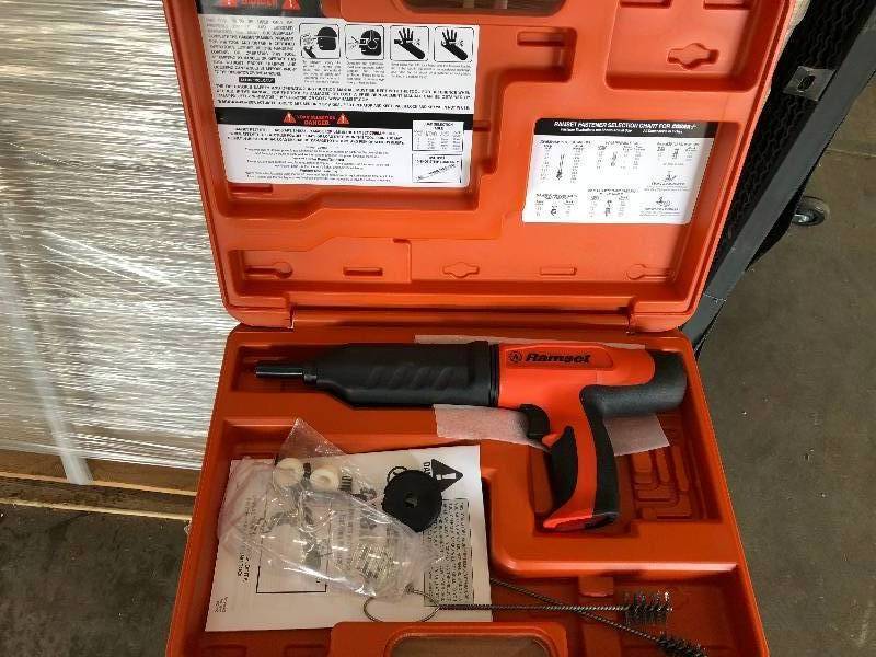 Ramset 16942 Cobra Plus .27 Caliber Semi Auto Powder Actuated Tool  in good conditions