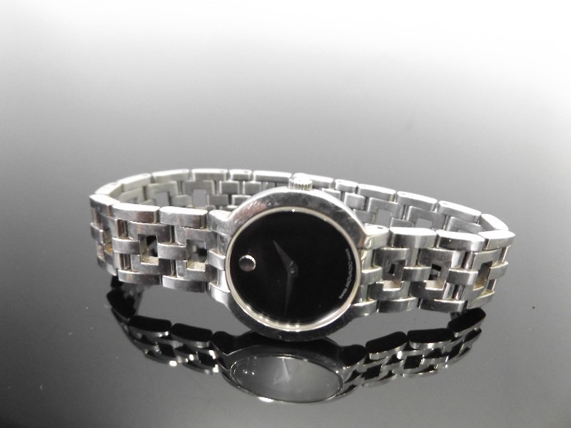lot 3 image: GENUINE Womens Movado Watch