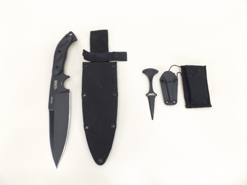 lot 5 image: Blackhawk Tatang Fixed Blade and XFS Punch Dagger Knives