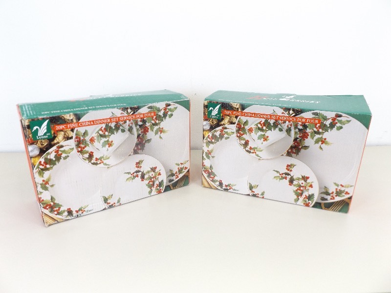 lot 73 image: 2 Sets of NIB Christmas Dishes