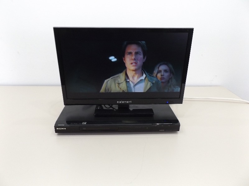lot 85 image: WORKING Sony DVD Player and 19 Elements TV