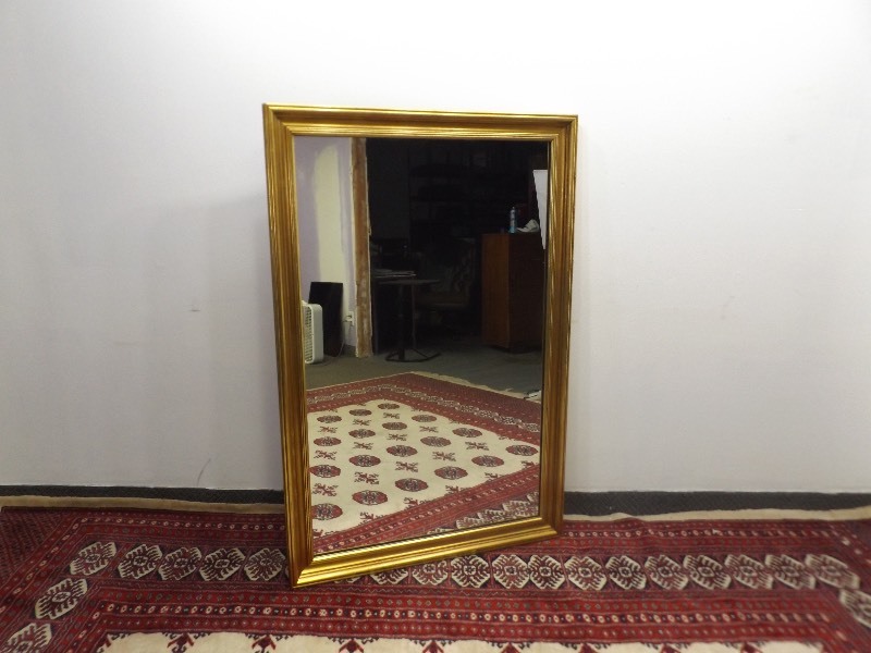 lot 53 image: Large Wood Framed Mirror