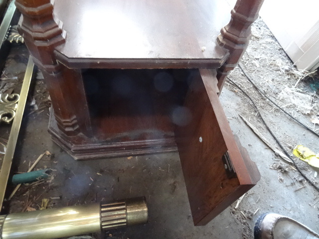 lot 9 image: Vintage wood end table with glass i...