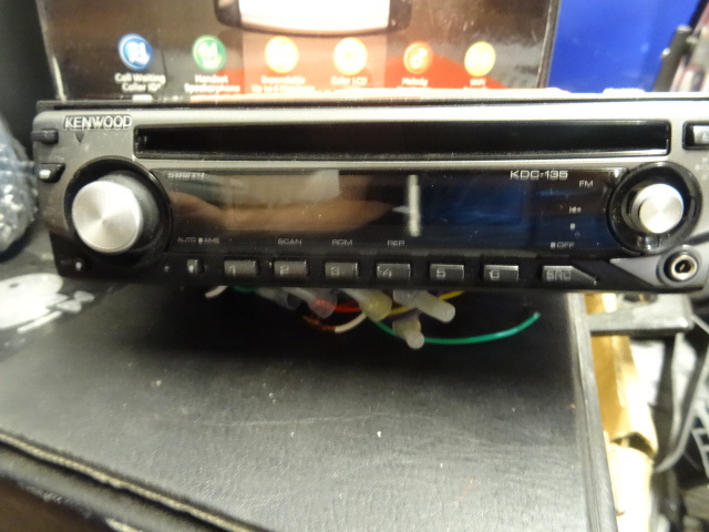 lot 52 image: Brinks safe. No lock. Latop carryin...