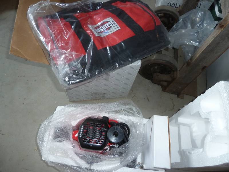 lot 84 image: 12 HP plunge router, Return to sender items from catalog, appear unused