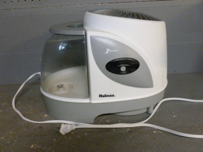 lot 36 image: Humidifier