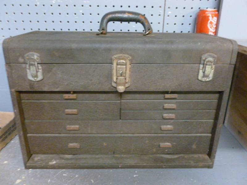 lot 51 image: Vintage Kennedy Machinists Box