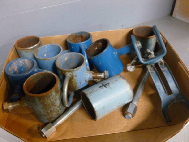 lot 52 image: Hardware