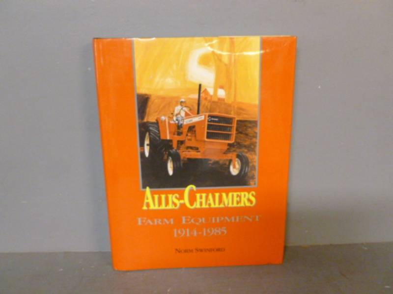 lot 87 image: Collector Tractor Book