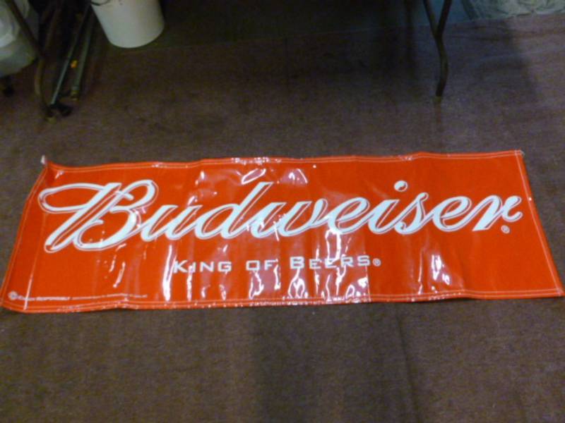 lot 91 image: Sign