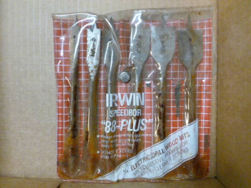 lot 96 image: Wood Bits