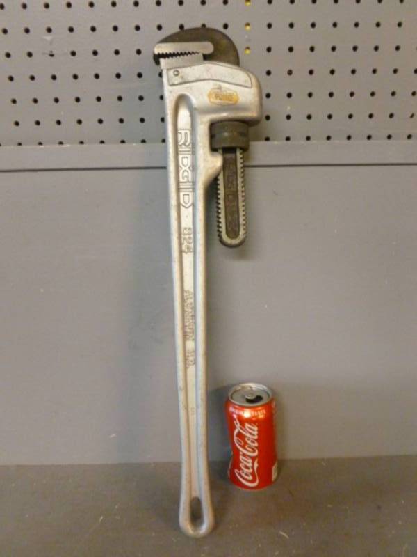 lot 122 image: Ridgid Pipe Wrench