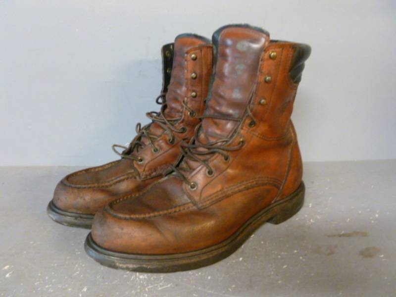 lot 145 image: Red Wing Boots