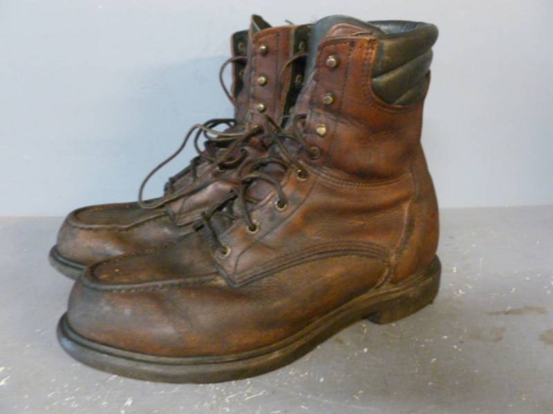 lot 146 image: Red Wing Boots