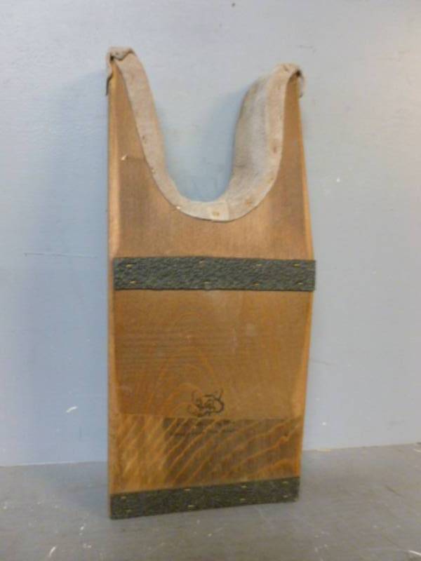 lot 153 image: Boot Jack