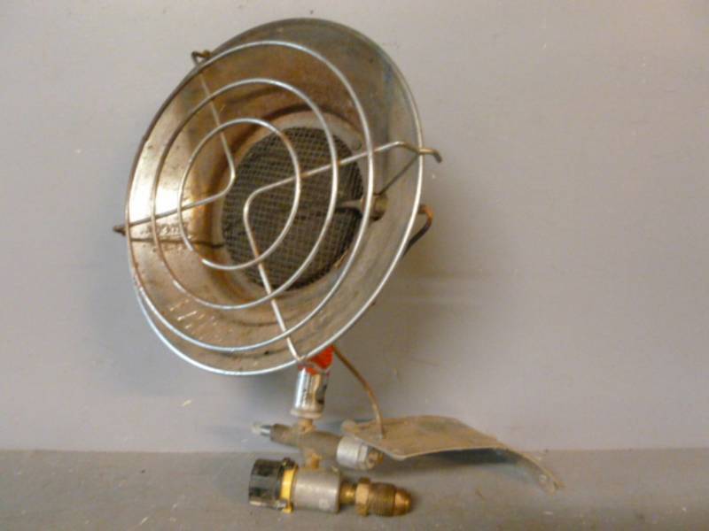 lot 164 image: Mr. Heater