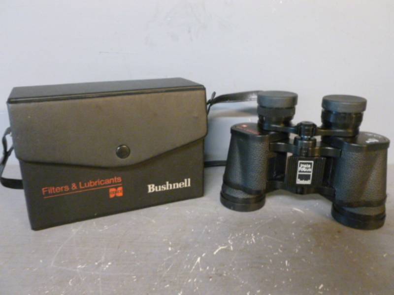 lot 169 image: Bushnell Binoculars