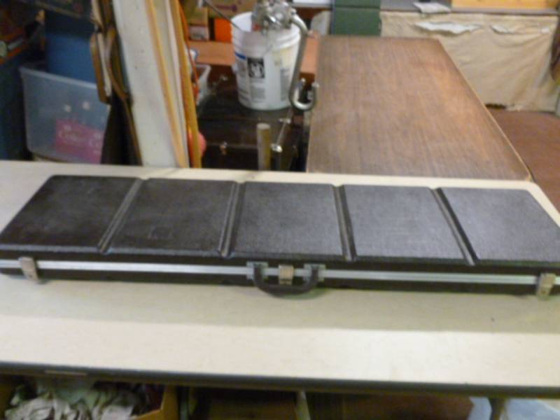 lot 171 image: Rifle Case