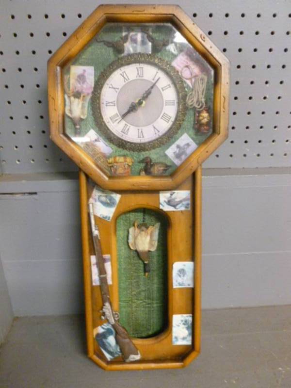 lot 223 image: Clock