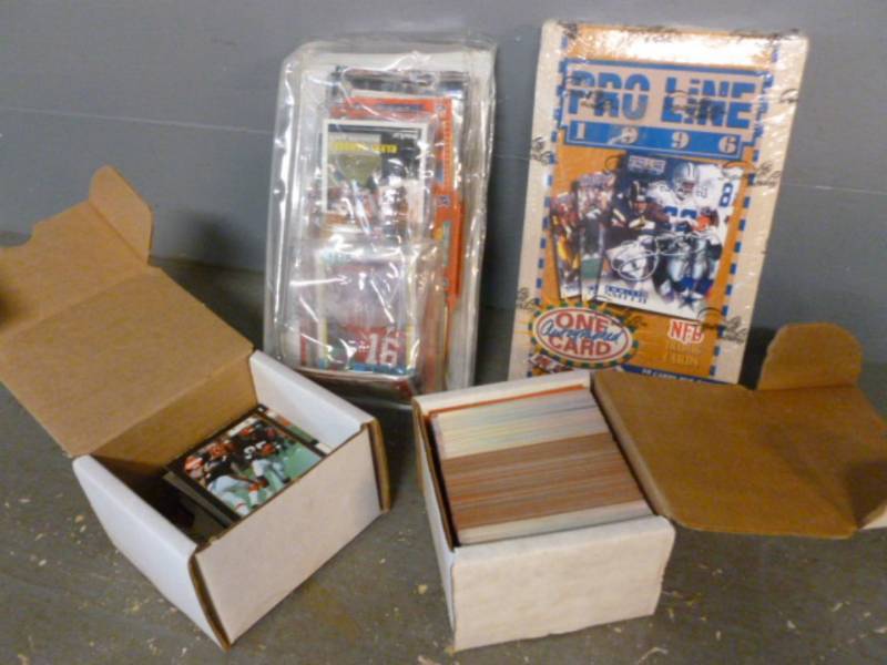 lot 226 image: Sports Cards