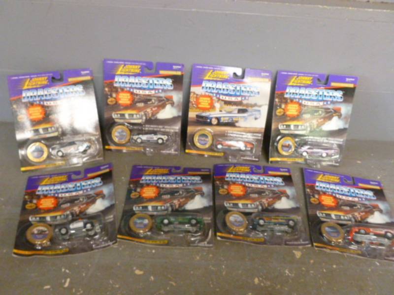 lot 232 image: Die Cast Metal Cars