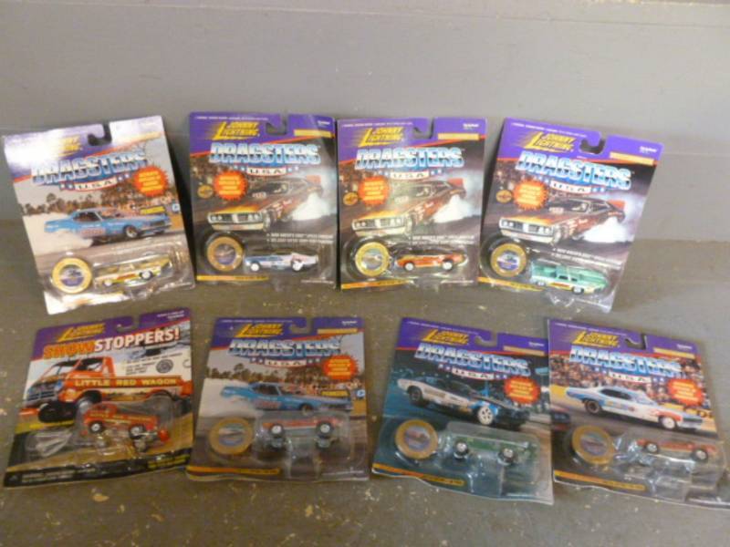 lot 233 image: Die Cast Metal Cars