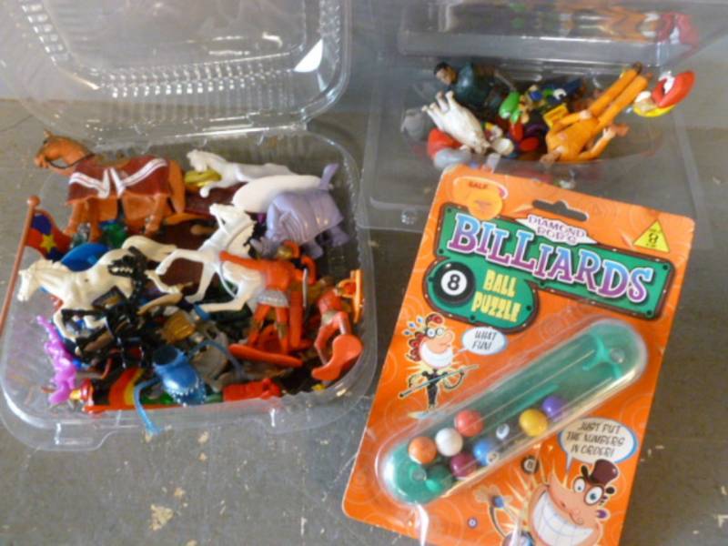 lot 237 image: Toys