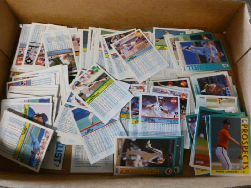 lot 238 image: Sports Cards