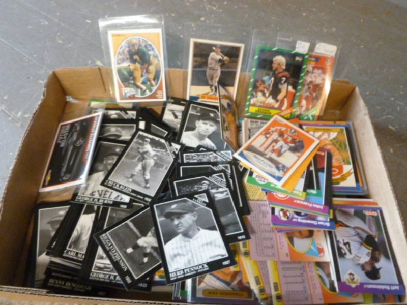 lot 240 image: Sports Cards