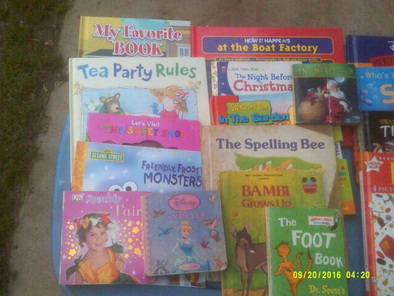 lot 51 image: KIDS BOOKS