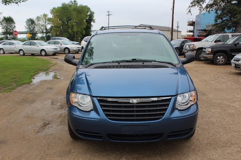 2005 Chrysler Town & Country Touring Signature Edition Stow N Go