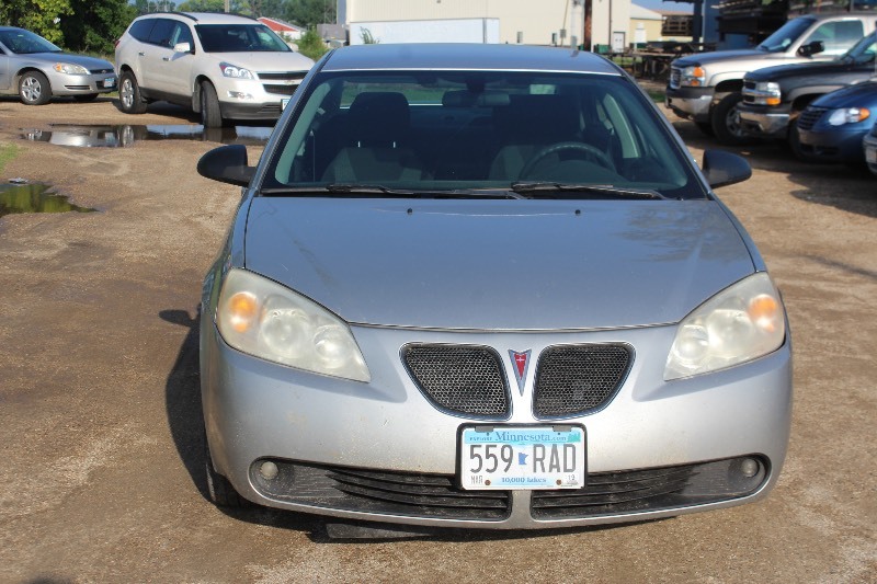 lot 2838 image: 2007 Pontiac G6 - 2 Owner -