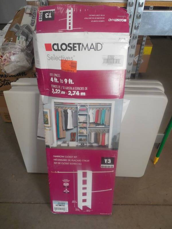 lot 51 image: ClosetMaid Selectives 16 in. White Custom Closet Organizer