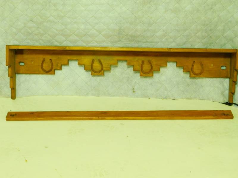 lot 5 image: Plate Display Shelf