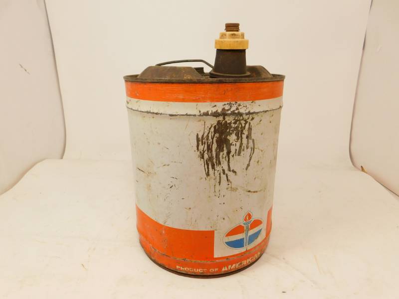 lot 70 image: Vintage Five Gallon Gas Can