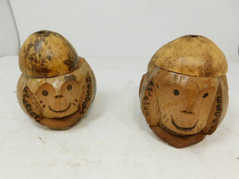 lot 99 image: Two Kalahari Resorts Memorabilia